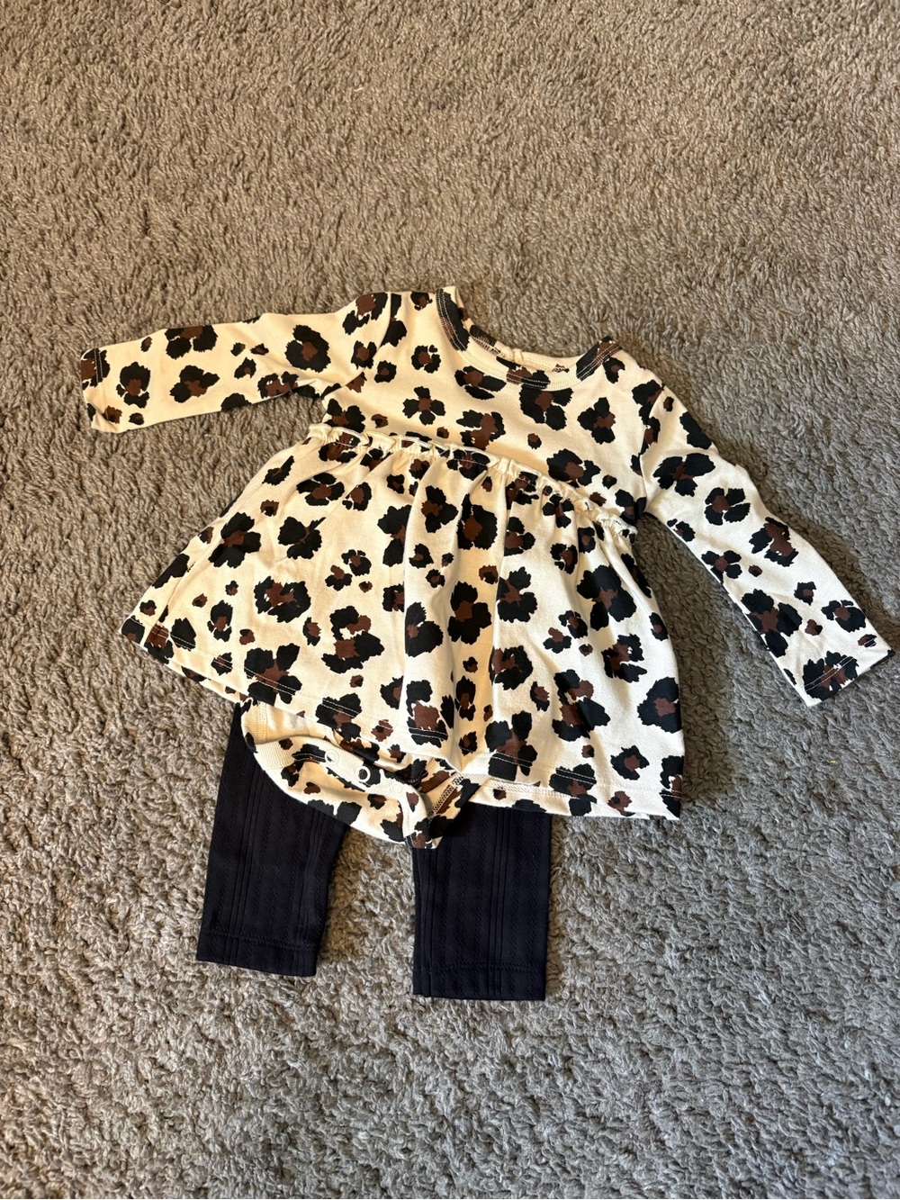 Leopard Print Long-Sleeve Baby Matching Set